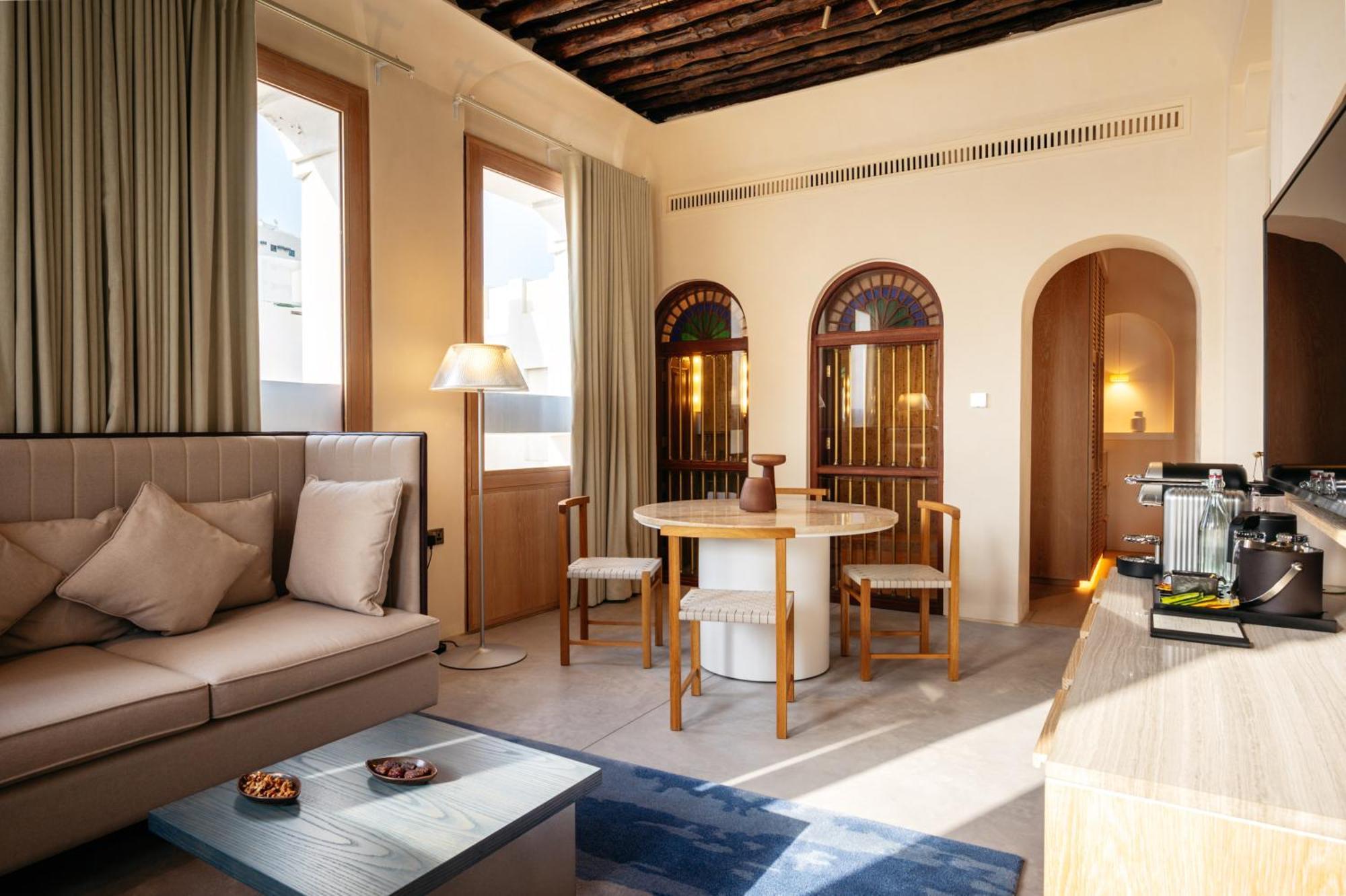 Hotel The Chedi Al Bait, Sharjah Exterior foto Suite at the hotel