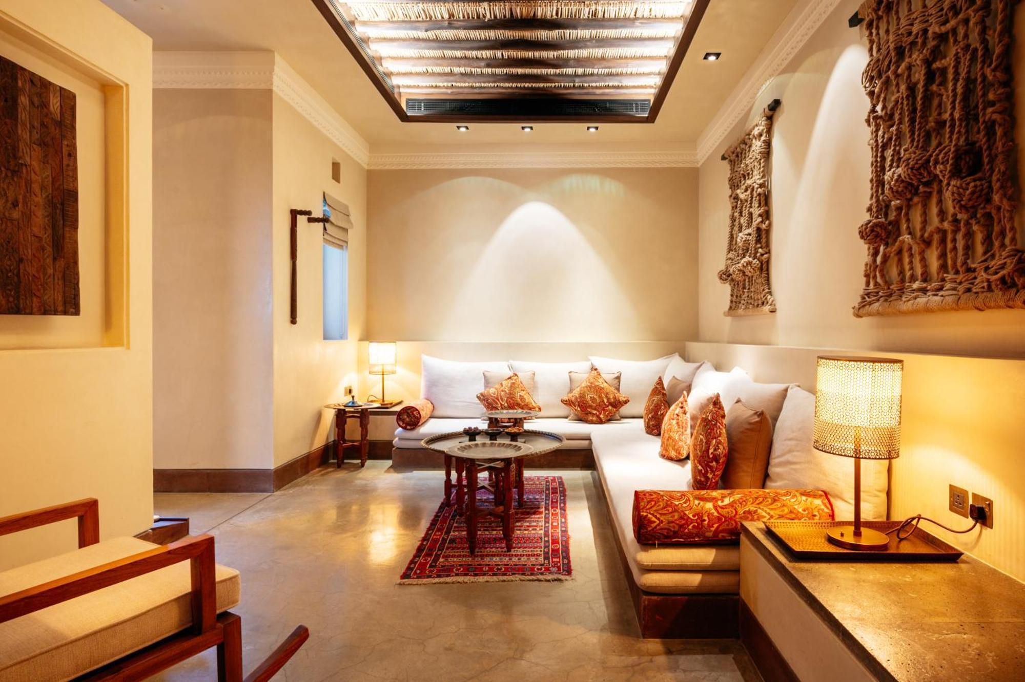 Hotel The Chedi Al Bait, Sharjah Exterior foto A suite at the Taj Mahal Palace
