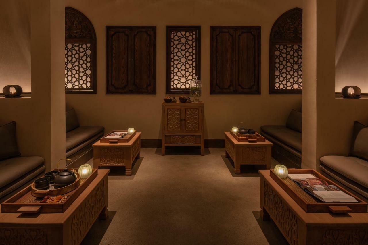 Hotel The Chedi Al Bait, Sharjah Exterior foto The Royal Spa at The Royal Mirage