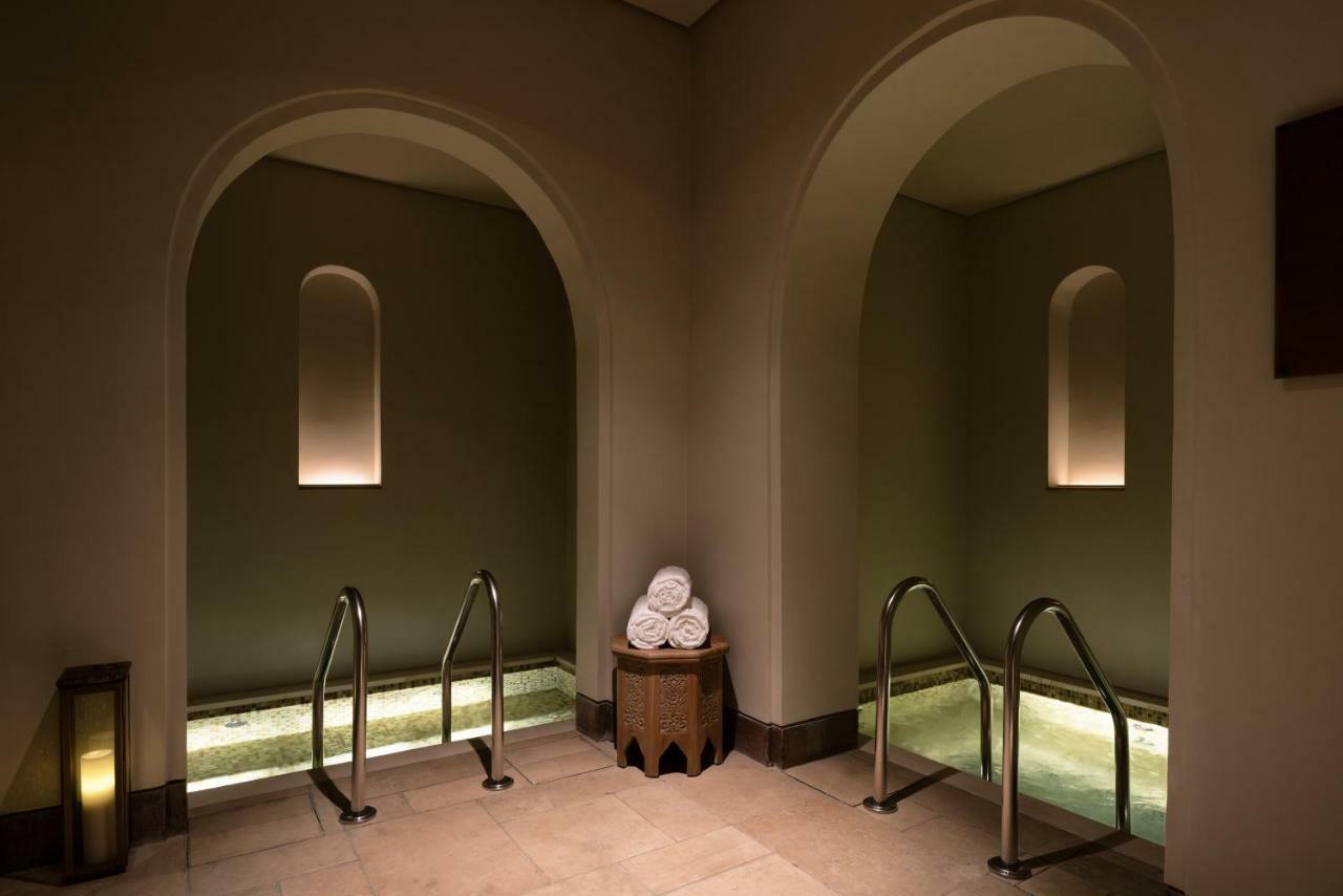Hotel The Chedi Al Bait, Sharjah Exterior foto The spa at The Connaught